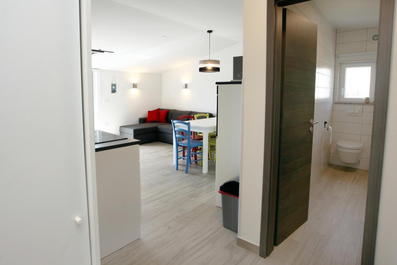 Sea View Istrian Countryside Apartment - Rota Dragonja Екстер'єр фото