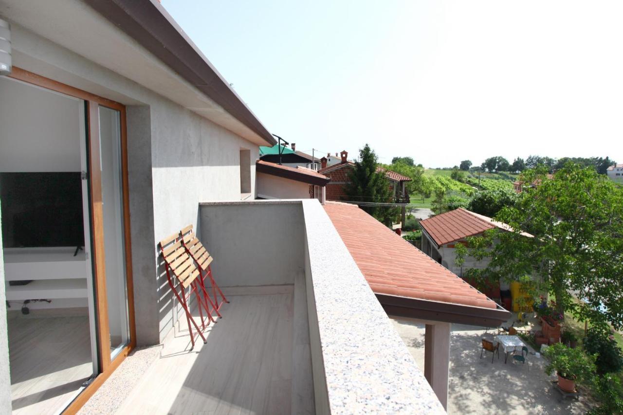 Sea View Istrian Countryside Apartment - Rota Dragonja Екстер'єр фото