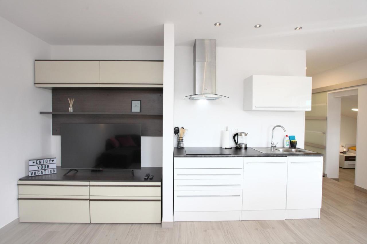 Sea View Istrian Countryside Apartment - Rota Dragonja Екстер'єр фото